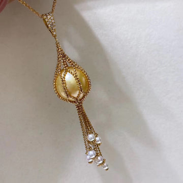 Golden south sea pearl necklace