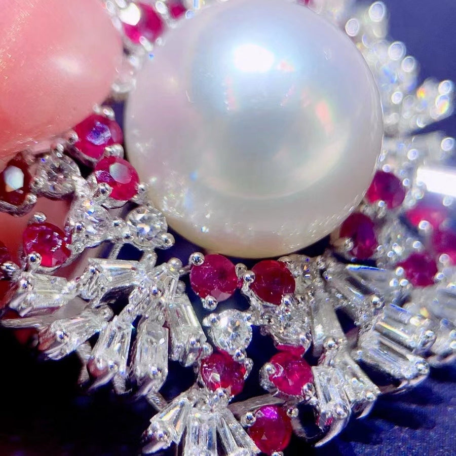 Diamond & South Sea pearl Brooch/Pendant