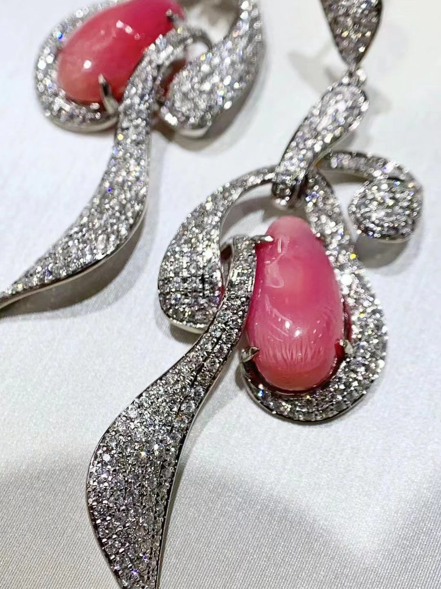 Diamond & Conch pearl Earrings