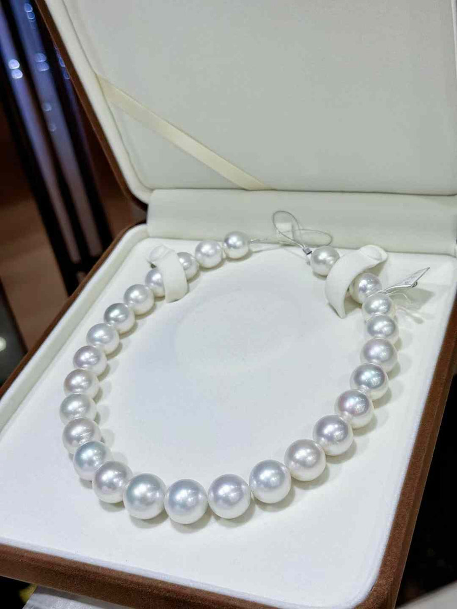 15.2-17.8mm White South Sea Pearl Necklace