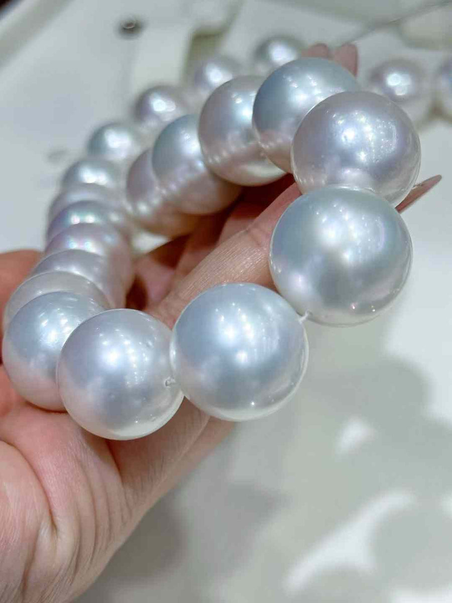 15.2-17.8mm White South Sea Pearl Necklace