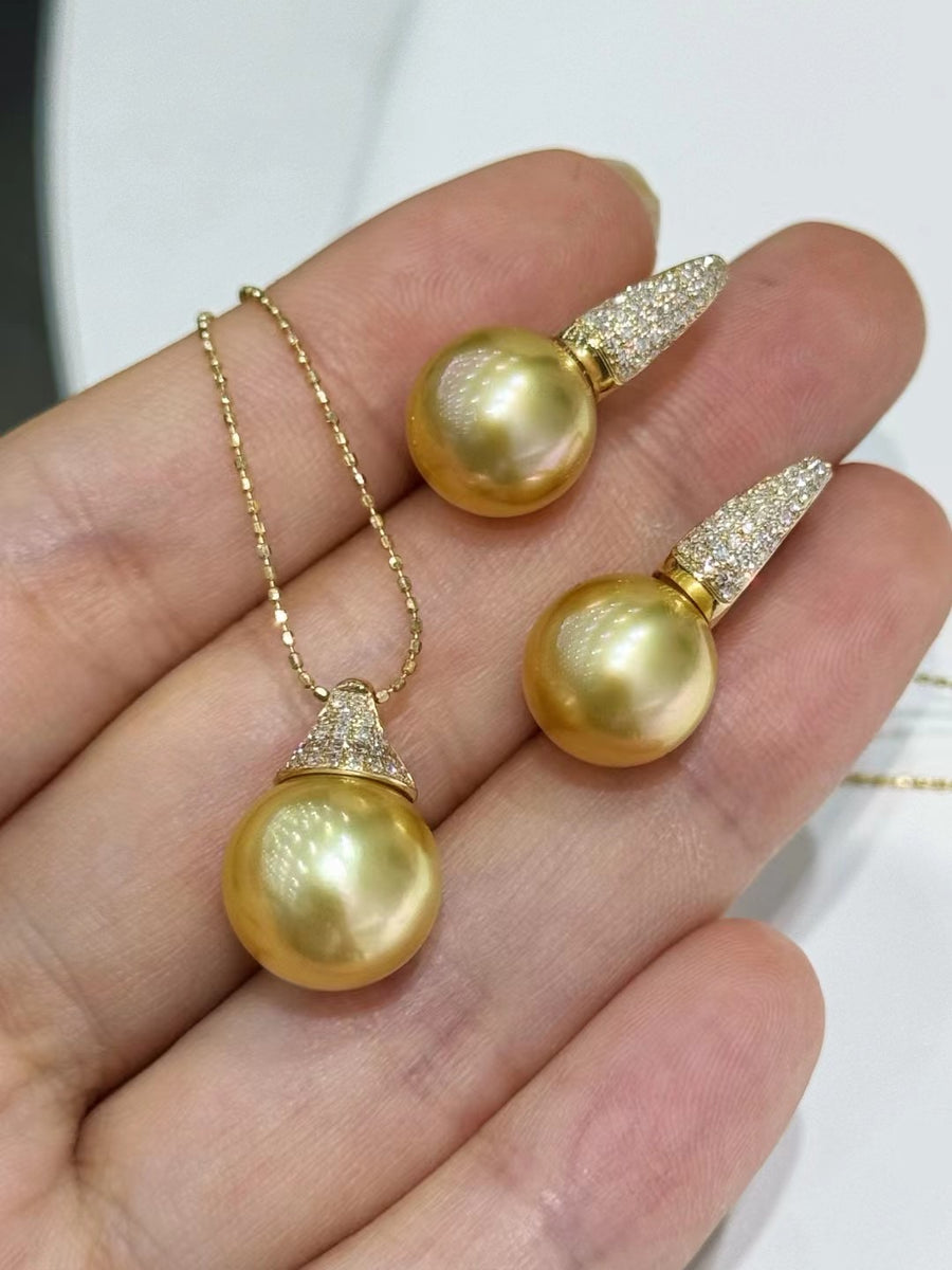 Golden South Sea Pearl Earring & Pendant Set