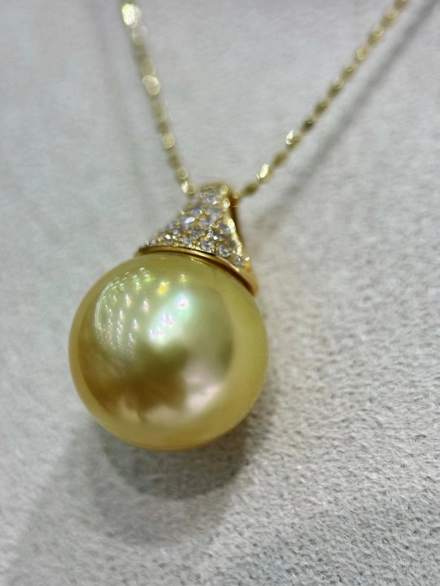 Golden South Sea Pearl Earring & Pendant Set