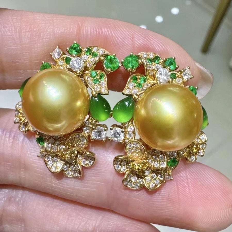 A pair of Diamond and golden south sea pearl earrings setting in 18k gold , emerald and jadeite 