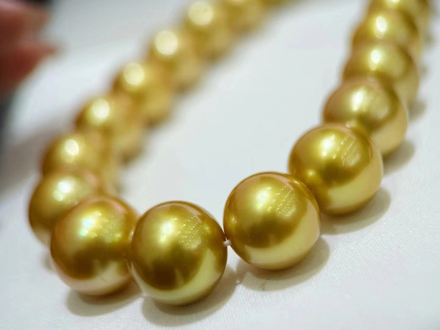 13.1-15.3mm South Sea pearl Necklace