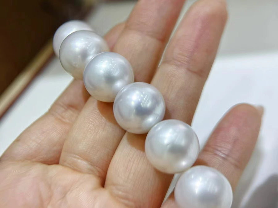 13.1-16.6mm South Sea pearl Necklace