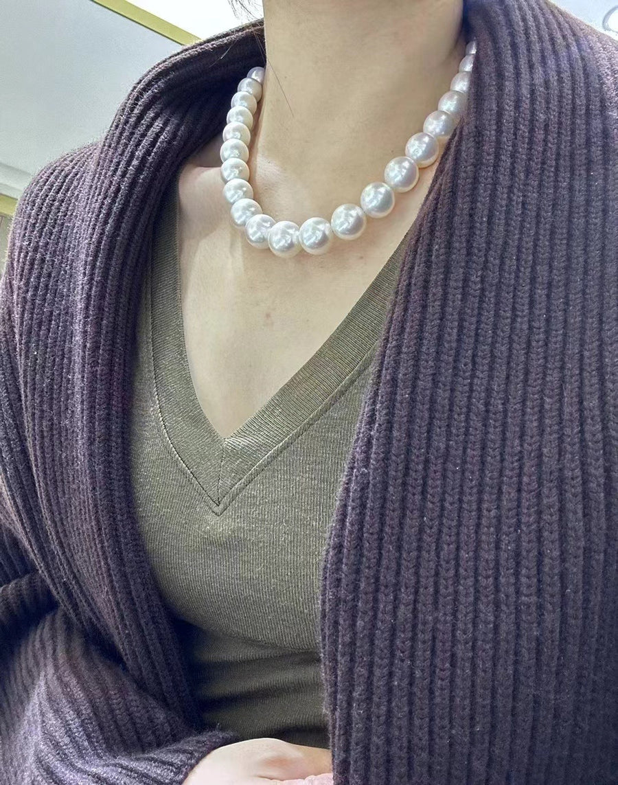 Phoenix | 14-17.1mm South Sea pearl Necklace