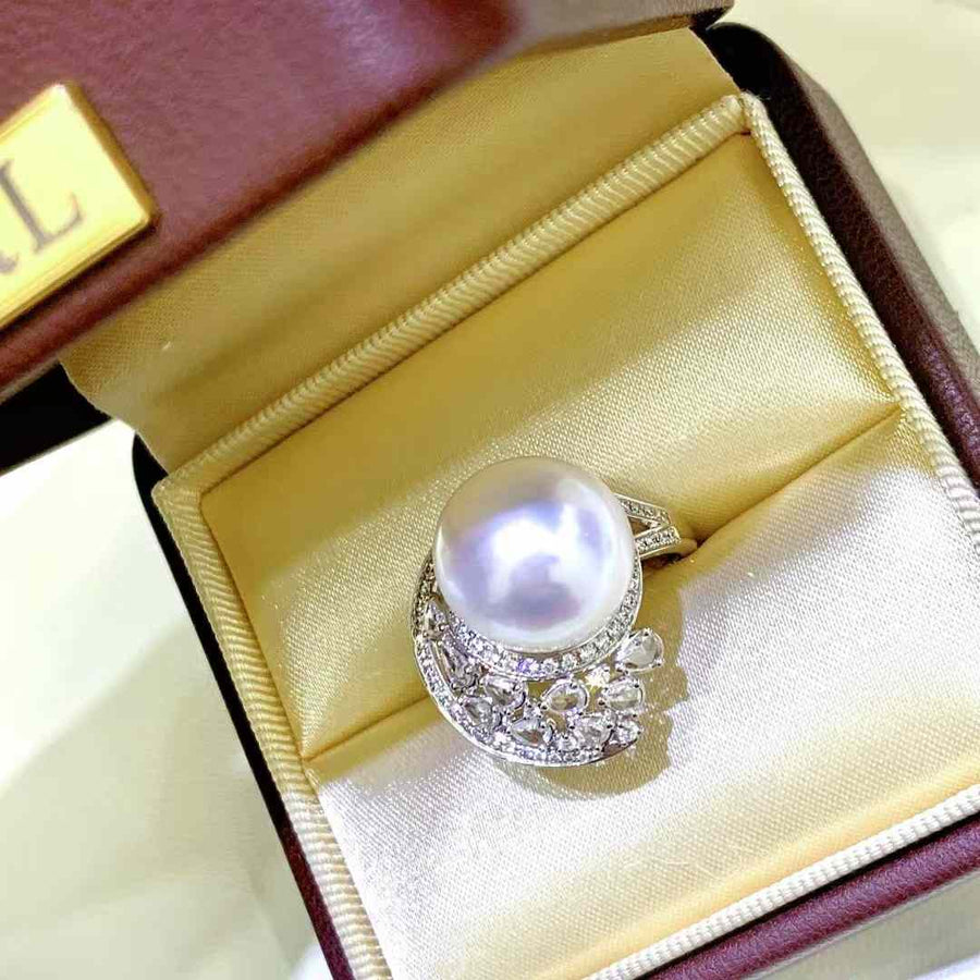 Diamond and south sea pearl ring