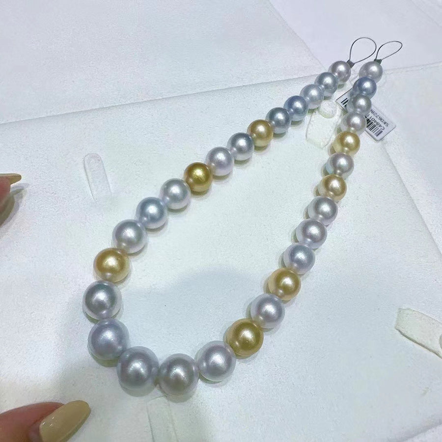 Phoenix | 12.4-15.3mm South Sea pearl Necklace