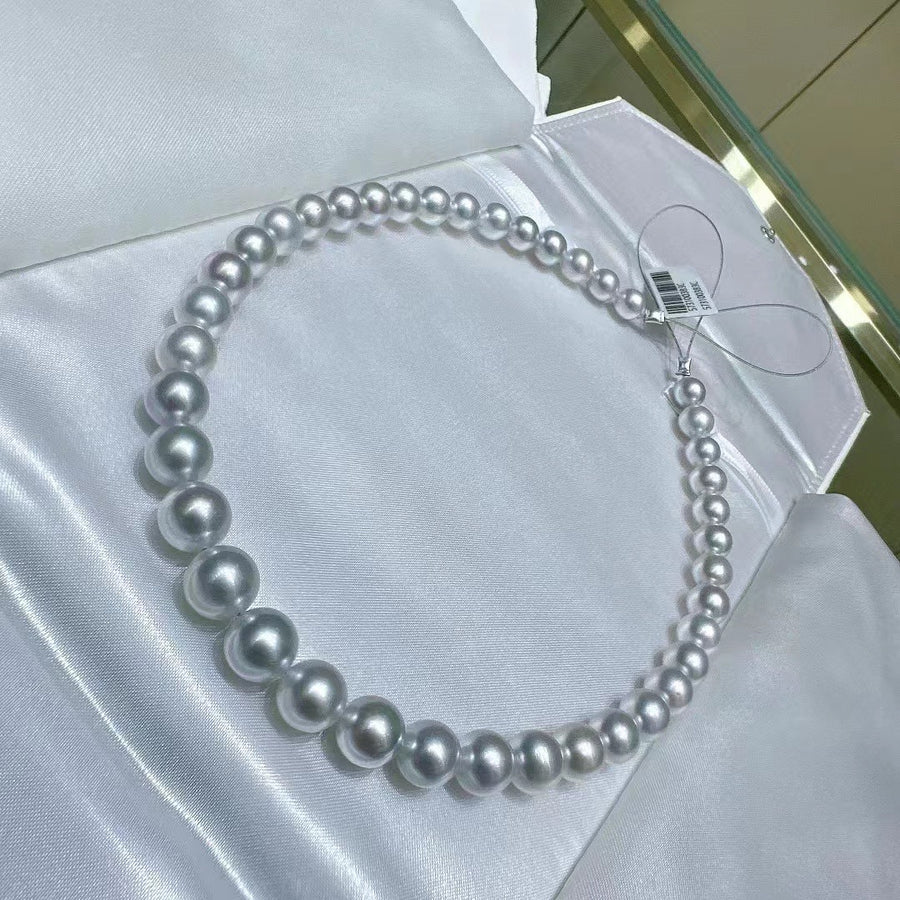 Venus | 8.7-11.3mm South Sea pearl Necklace