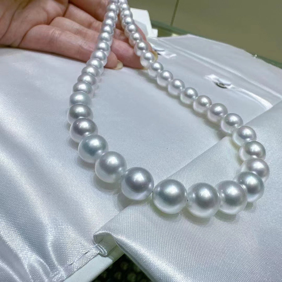 Venus | 8.7-11.3mm South Sea pearl Necklace