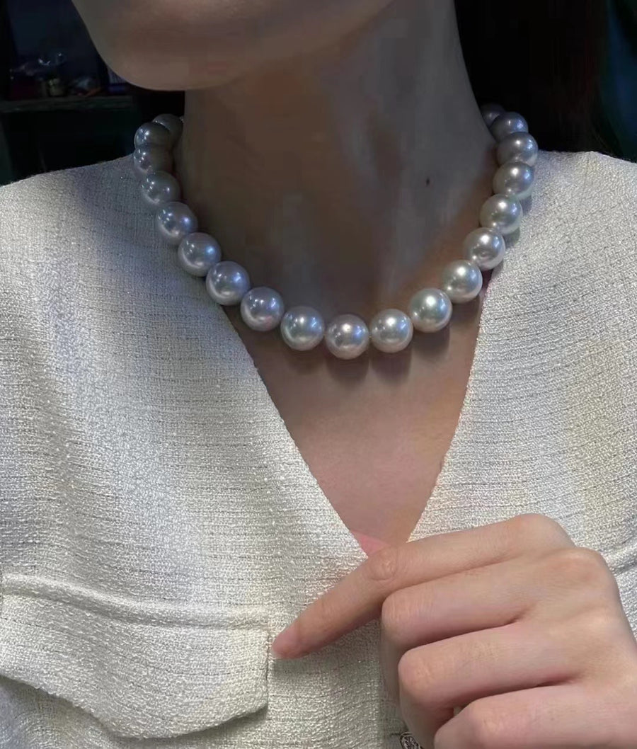 Venus | 13-15mm South Sea pearl Necklace
