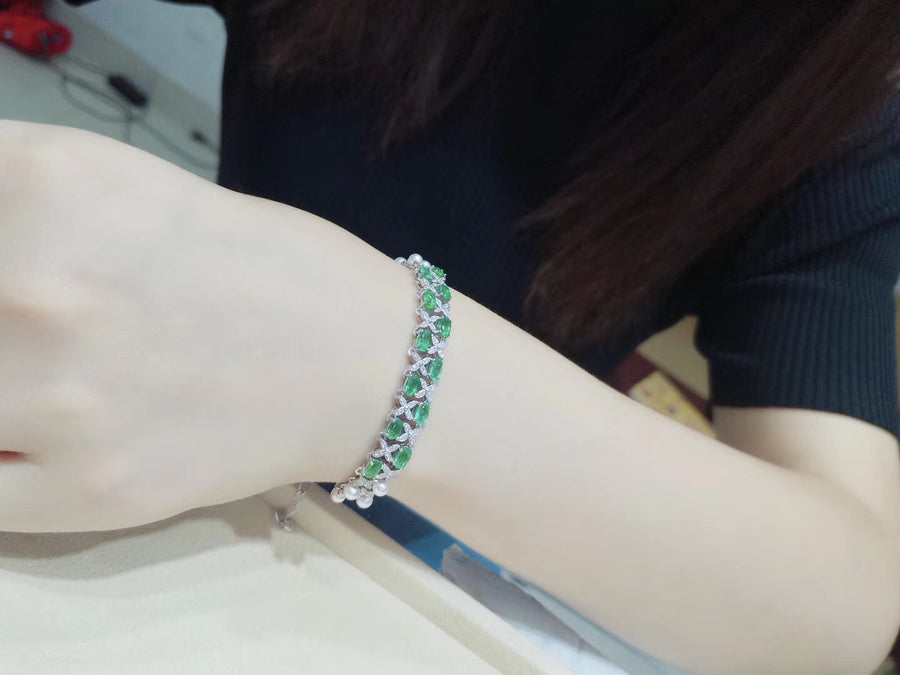 Emerald & Akoya Pearl Bracelet