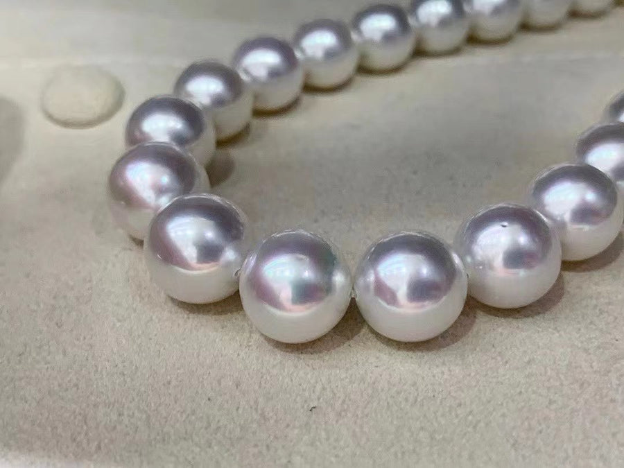 Phoenix | 9-11.1mm South Sea pearl Necklace