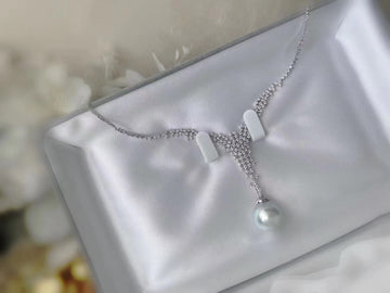Diamond and Venus white south sea pearl necklace