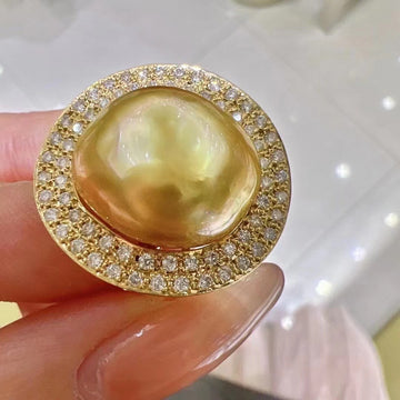 Diamond & Keshi pearl Ring