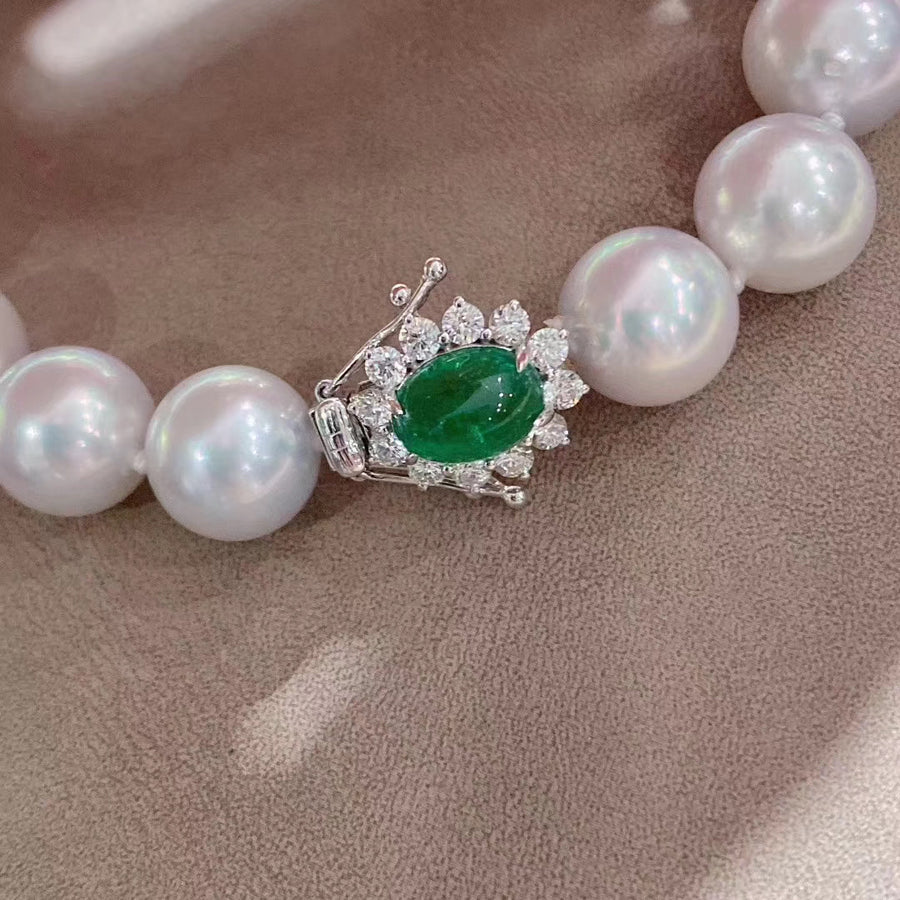 Emerald and Grey Japanese akoya saltwater pearl bracelet