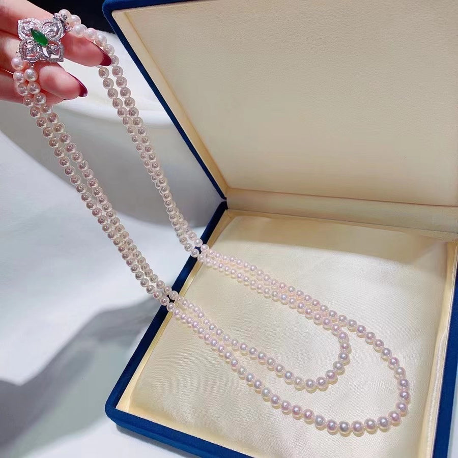 Emerald & Akoya pearl Necklace
