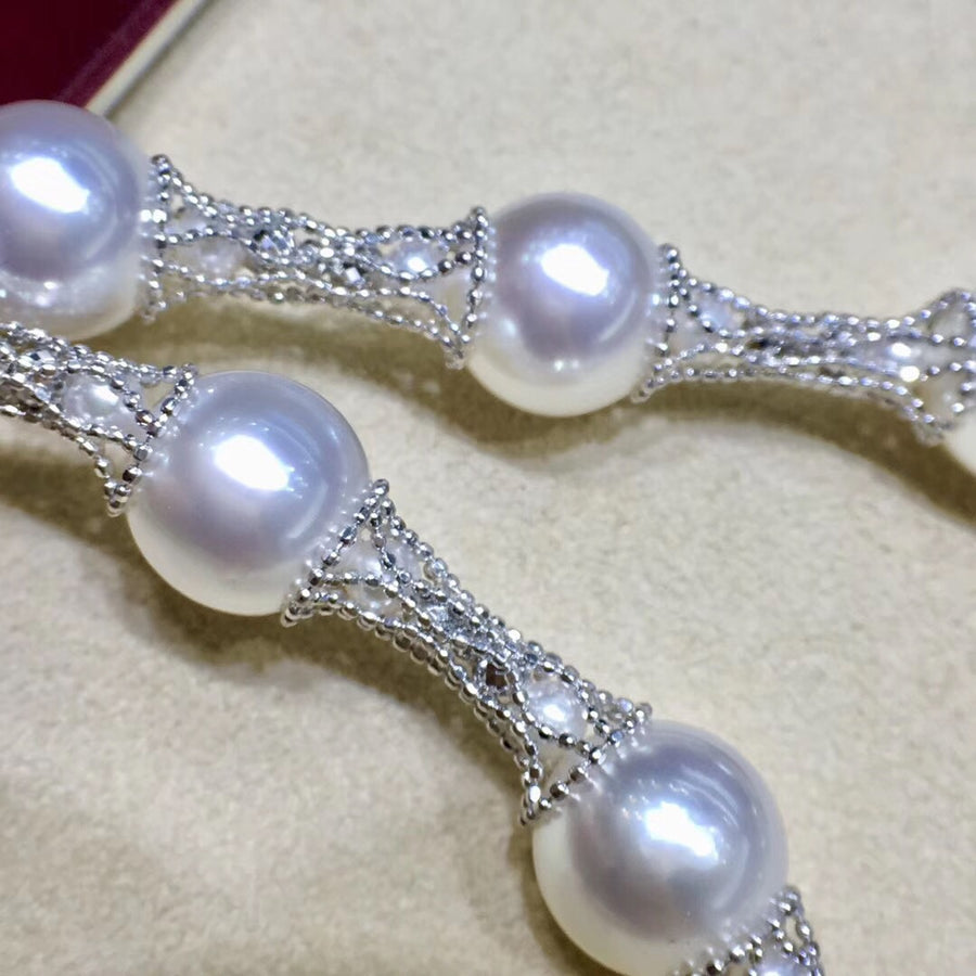 White Gold Lace South Sea Pearl Necklace