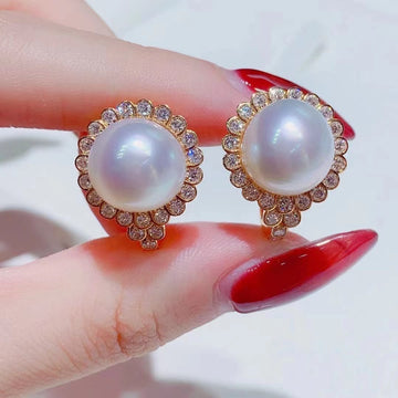 Diamond & South Sea pearl Ear Studs