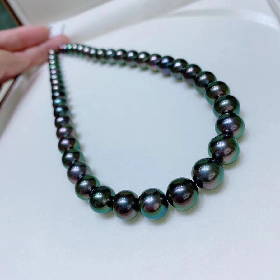 Lagoon | 8.4-10.3mm Tahitian pearl Necklace
