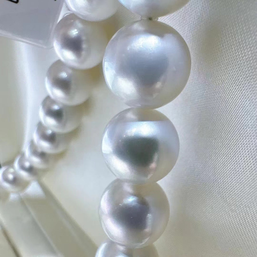 Venus | 14-16.4mm South Sea pearl Necklace