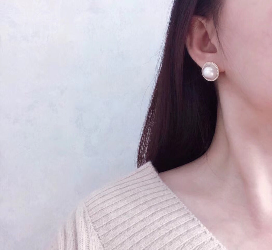 Diamond Rim MABE pearl earrings