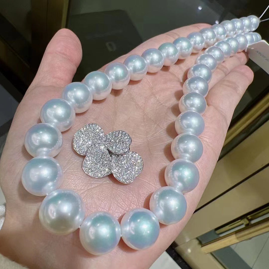Venus | 11.2-14mm South Sea pearl Necklace