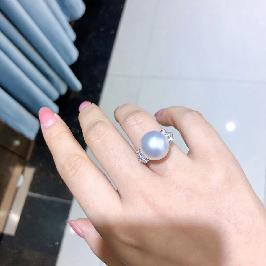 14MM Diamond and South sea pearl ring