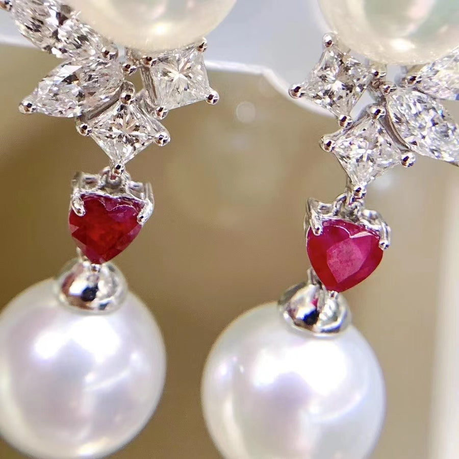 Venus | Diamond & South Sea pearl Earrings