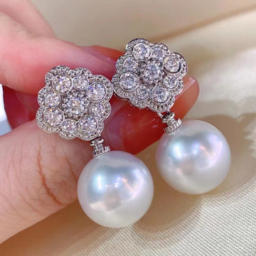 Diamond & South Sea pearl Earrings