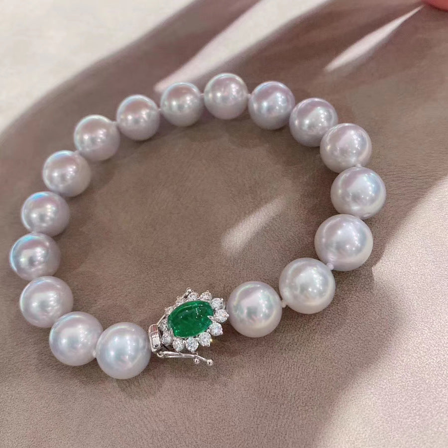 Emerald and Grey Japanese akoya saltwater pearl bracelet