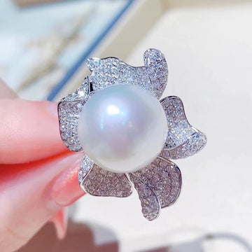 Diamond & South Sea pearl Ring