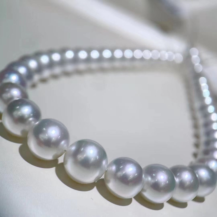 Venus | 8.8-12.5mm South Sea pearl Necklace