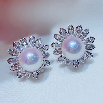 Diamond & Akoya pearl Ear Studs