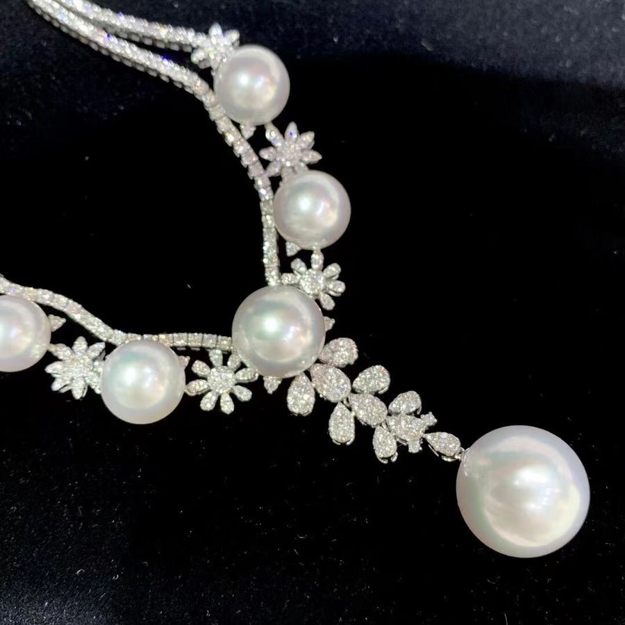 Diamond & South Sea pearl Earrings & Necklace