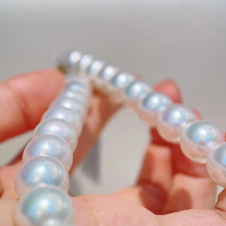 Venus | 11-14.6mm South Sea pearl Necklace