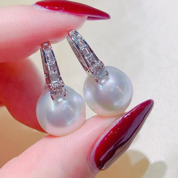 Diamond & South Sea pearl Earrings