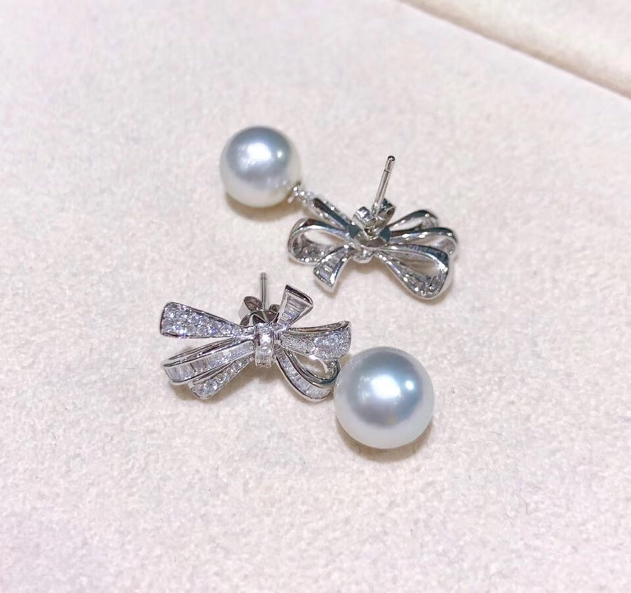 Diamond ribbon south sea pearl earrings