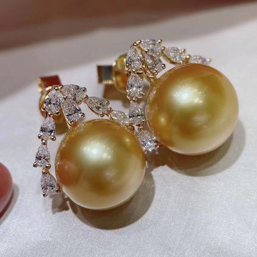 Chakin | Diamond & South Sea pearl Earrings