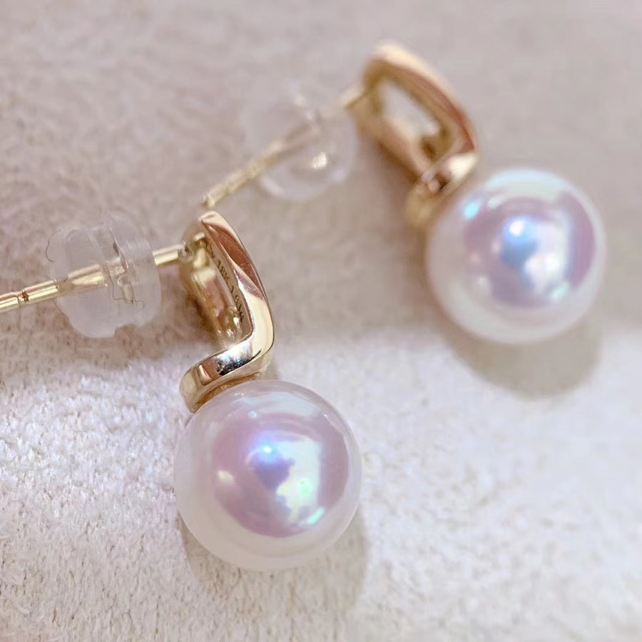 Diamond and Akoya pearl Earrings