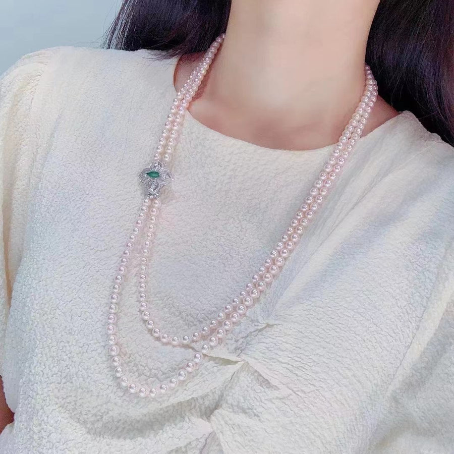 Emerald & Akoya pearl Necklace