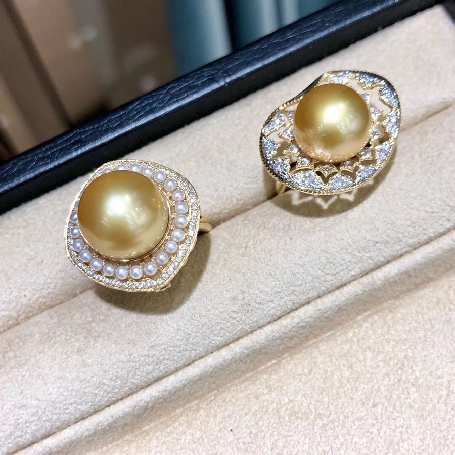 Golden south sea pearl ring 