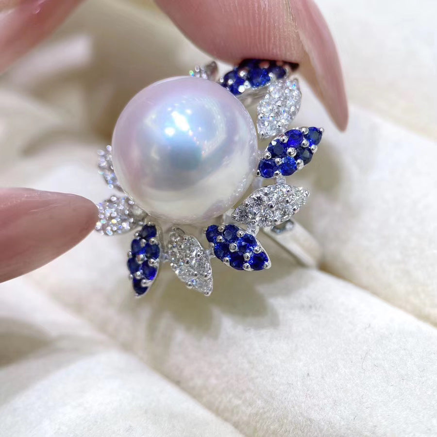 Diamond & South sea pearl Ring