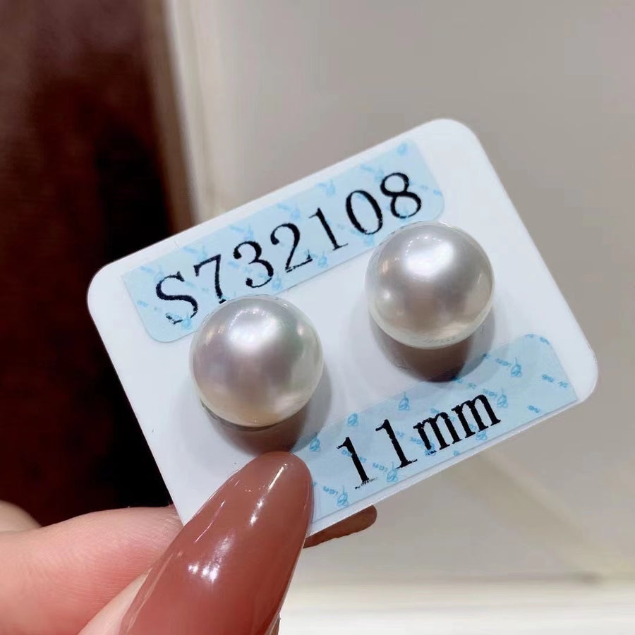 Venus | South Sea pearl Necklace & Ear Studs Set