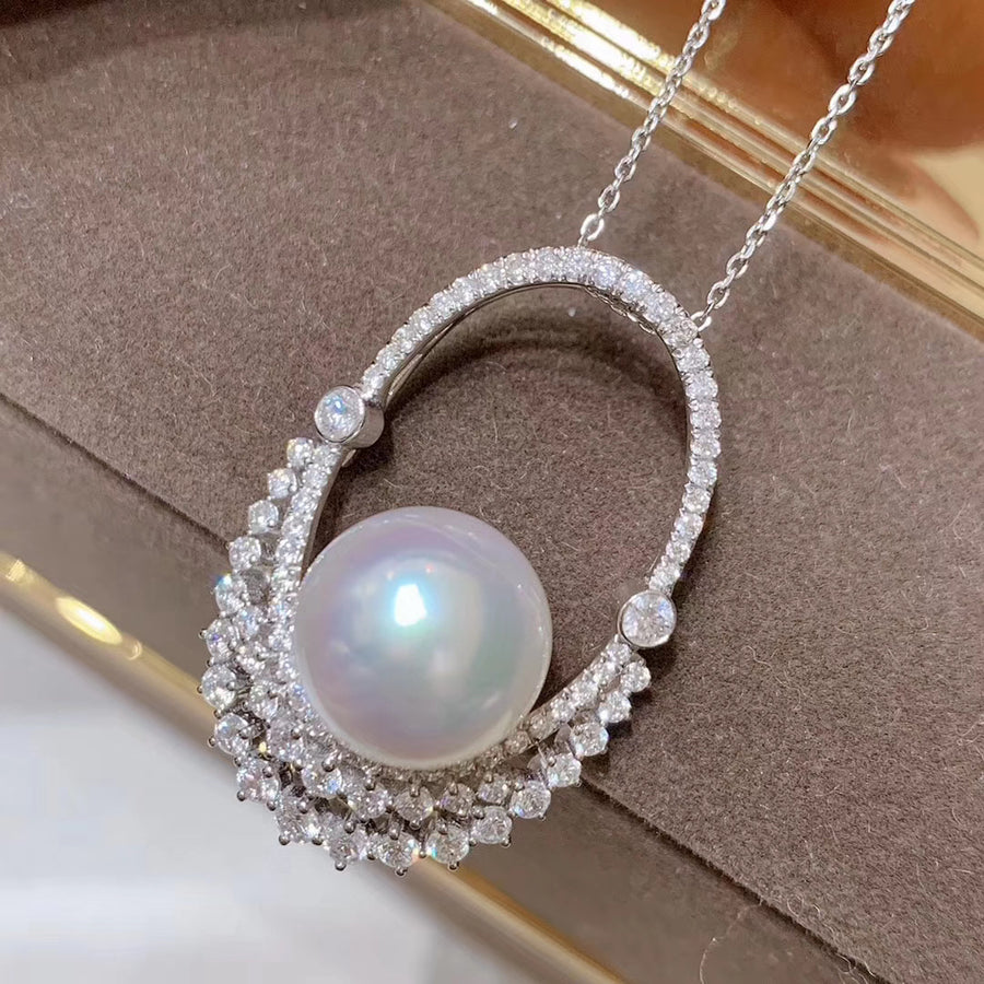 Diamond and White South Sea pearl Pendant