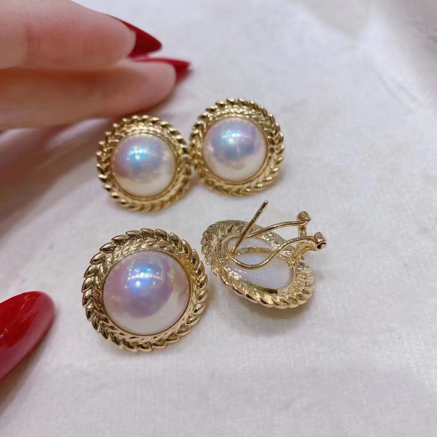 MABE pearl Ear Studs