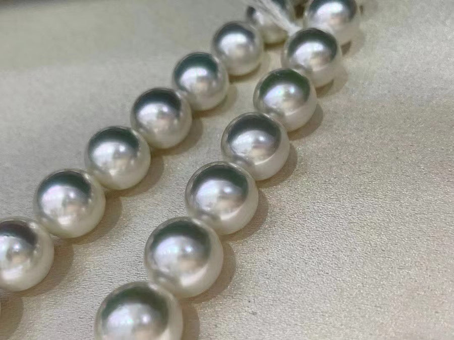 Venus | 9.1-11.9mm South Sea pearl Necklace