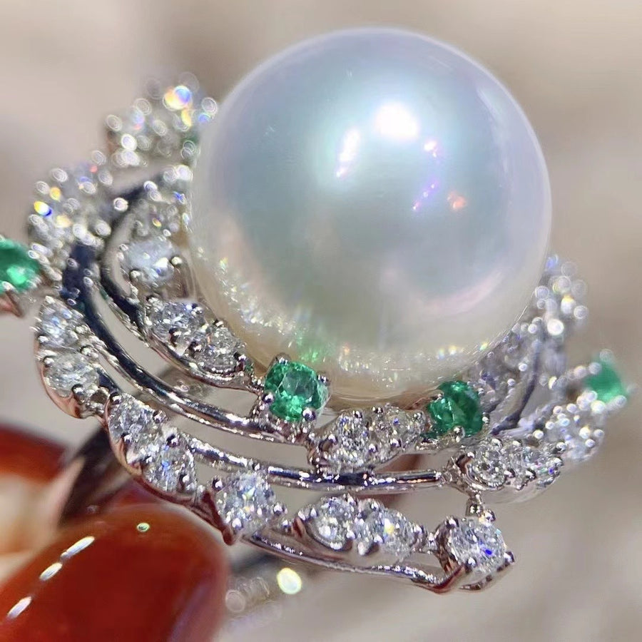 Diamond & South Sea pearl Ring