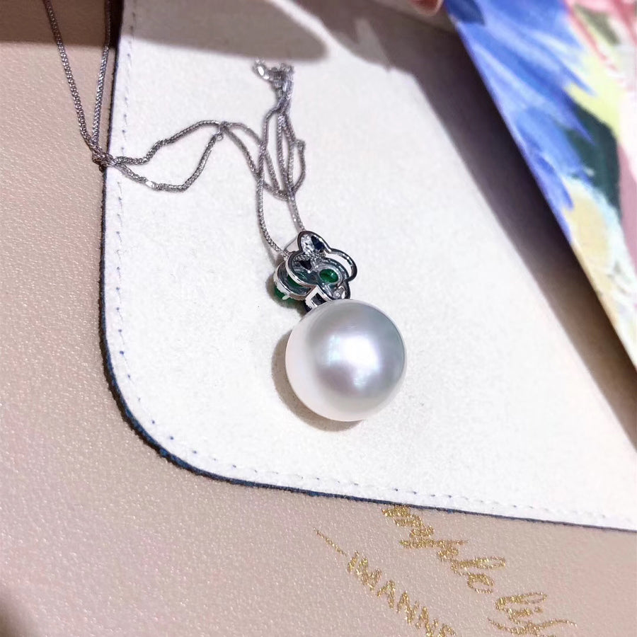 Diamond and Australian white south sea pearl pendant